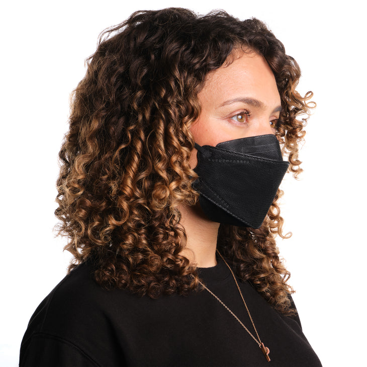 Black KN95 4 Layer Protective Face Mask Individually Sealed 3D Willow Leaf Shape PPE Supply